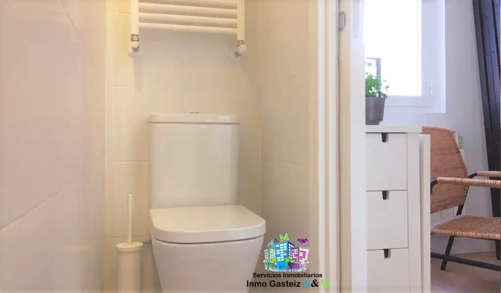 Baño de Piso de alquiler en Ensanche