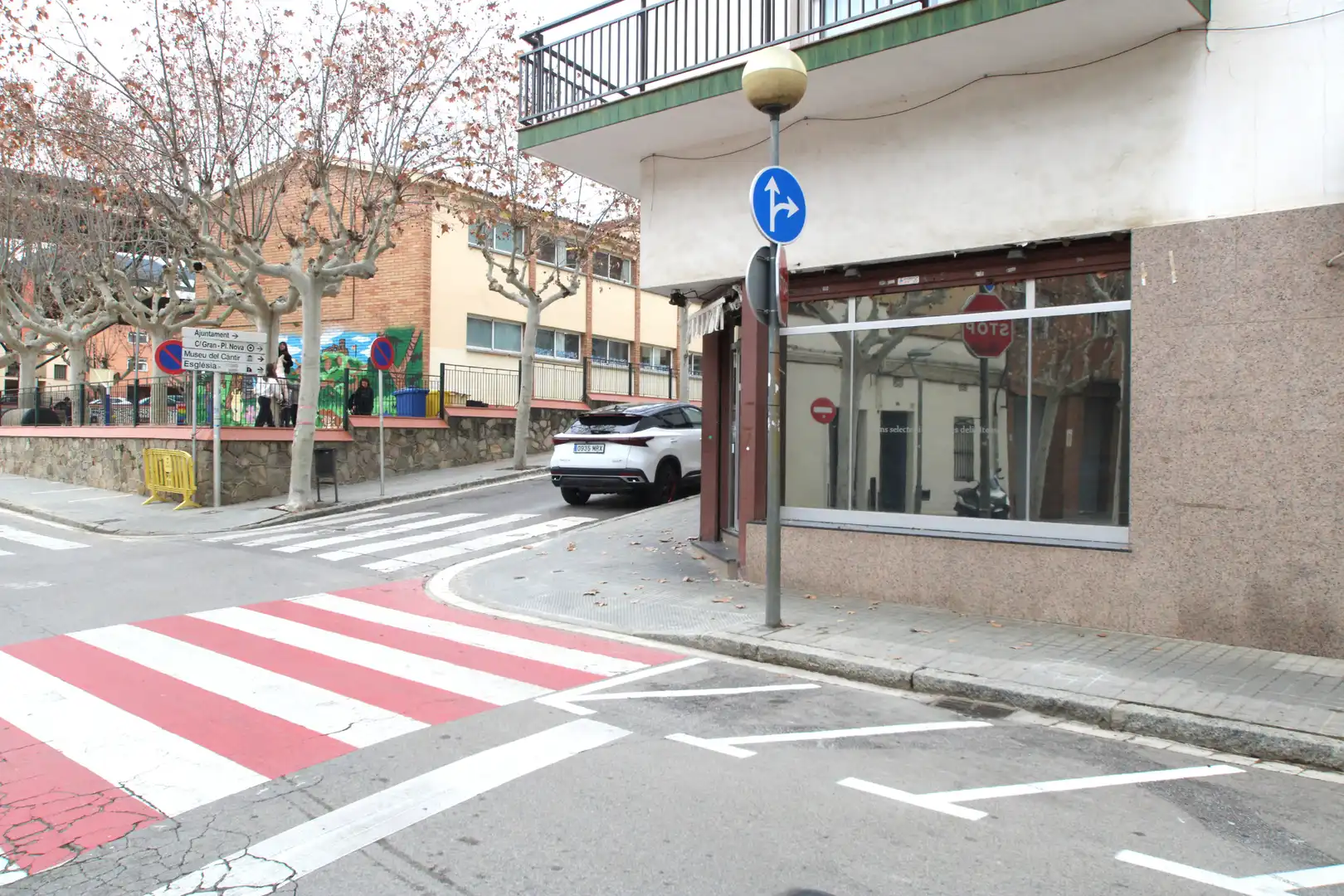 Parkplatz von Geschaftsraum zur Miete in Argentona