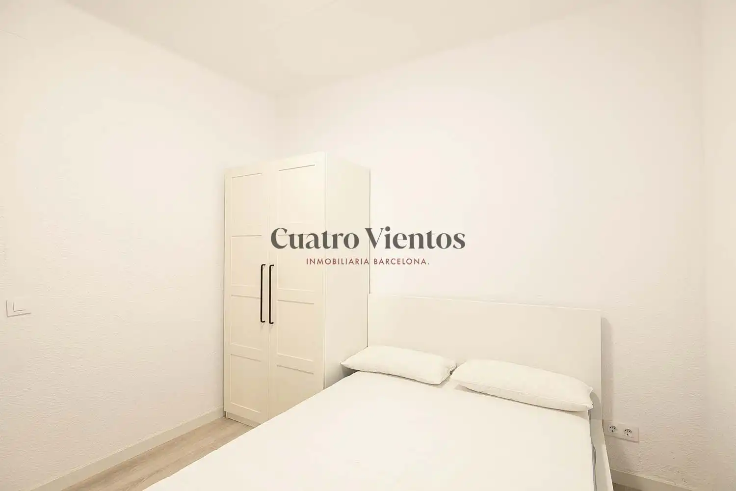 Habitación de Piso en venta en Barcelona con Aire acondicionado, Calefacción y Horno