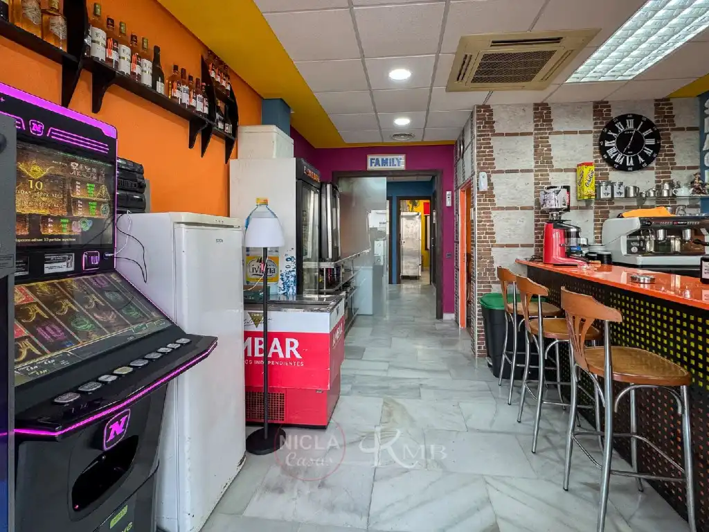 Commercial properties for sale in Vera  with Air Conditioner and Furnished