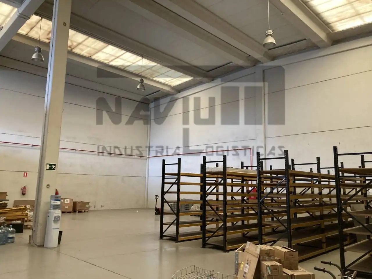 Fabrikhallen zur Miete in Montserrat - Parque Empresarial