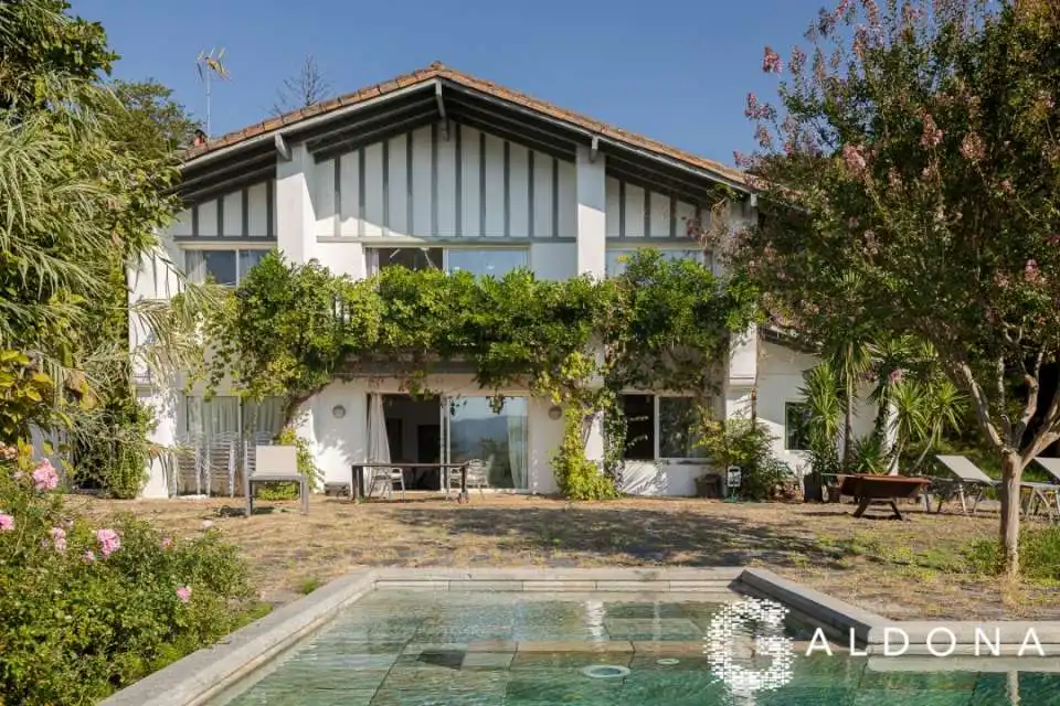 Jardín de Casa o chalet en venta en Urrugne con Calefacción, Jardín privado y Terraza