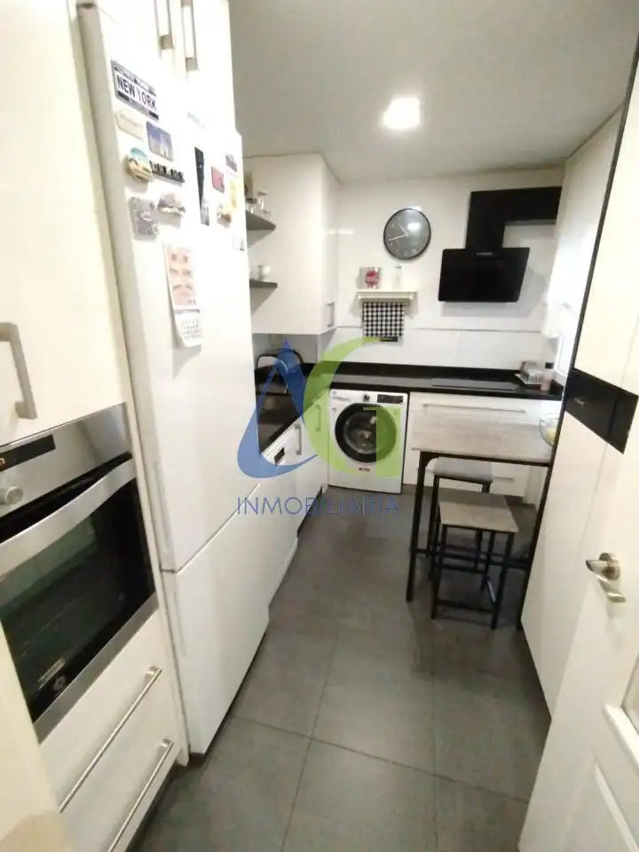 Küche von Wohnung zum Verkauf in León Capital  mit Heizung, Parkett und Abstellraum
