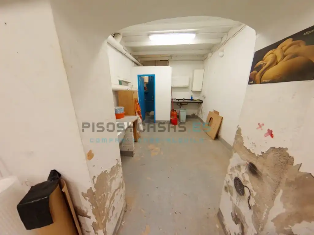 Geschaftsraum zum Verkauf in Zaragoza