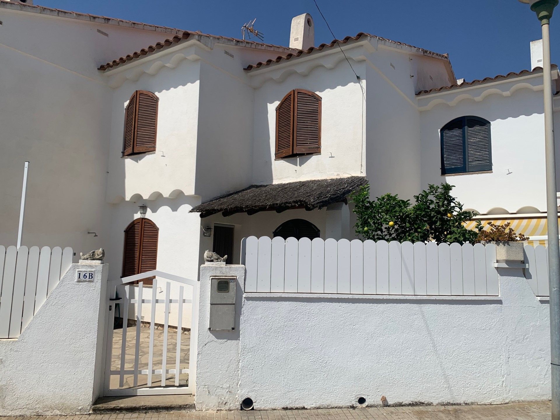 Single-family semi-detached to rent in Carrer de la Cala Bona, Marítima Sud
