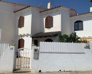 Casa adosada de lloguer a Carrer de la Cala Bona, Marítima Sud