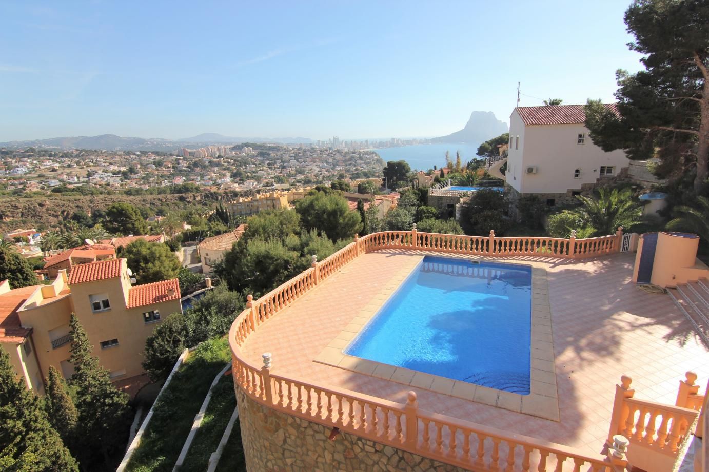 Piscina de Casa o xalet en venda en Calpe / Calp amb Aire condicionat, Calefacció i Jardí privat