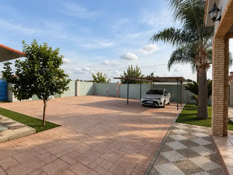 Parking de Casa o chalet en venta en Arahal, Sevilla