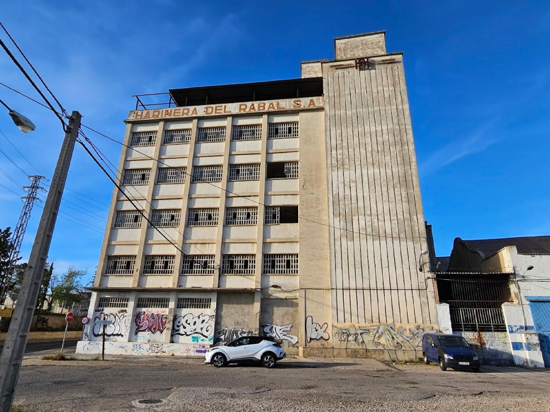 Exterior view of Industrial buildings for sale in  Zaragoza Capital