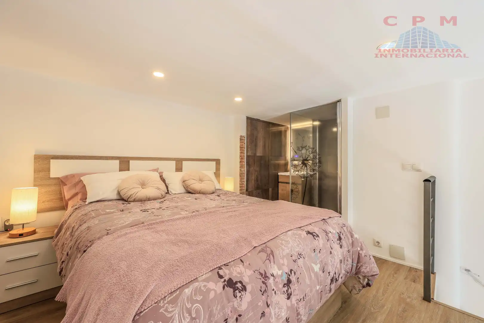 Bedroom of Flat for rent in Madrid  with Air Conditioner, Heating and Parquet flooring
