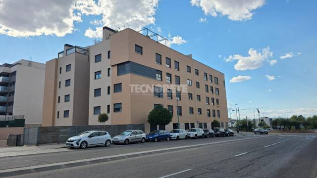 Piso en Venta en Las Cañas