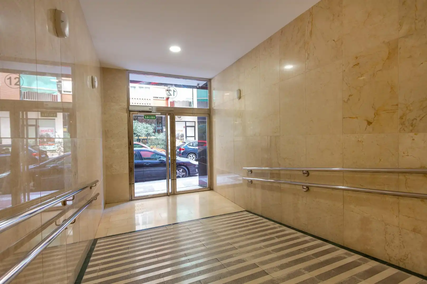 Pis en venda en Granada amb Aire condicionat i Terrassa