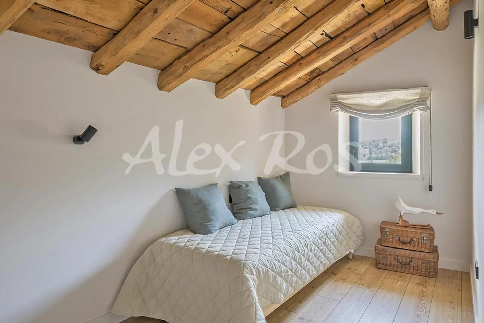 Bedroom of Houses for sale in Ger  with Heating and Storage room