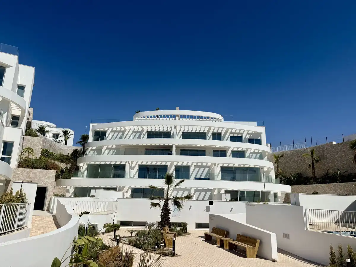 Außenansicht von Erdgeschoss zum Verkauf in Mijas mit Klimaanlage, Heizung und Terrasse