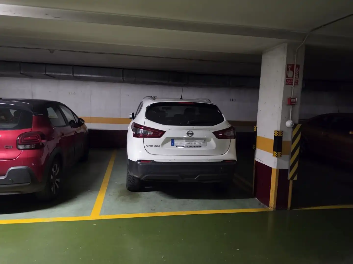 Parking de Piso en venta en A Coruña Capital  con Calefacción, Terraza y Trastero