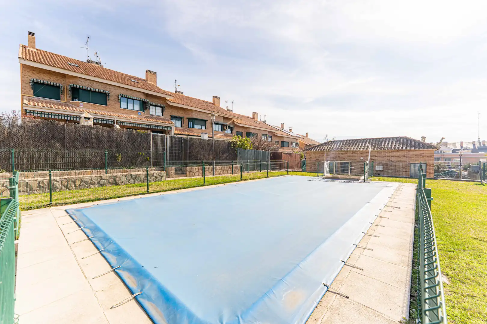 Swimming pool of Detached homes for sale in Arroyomolinos (Madrid)  with Heating, Private garden and Community pool