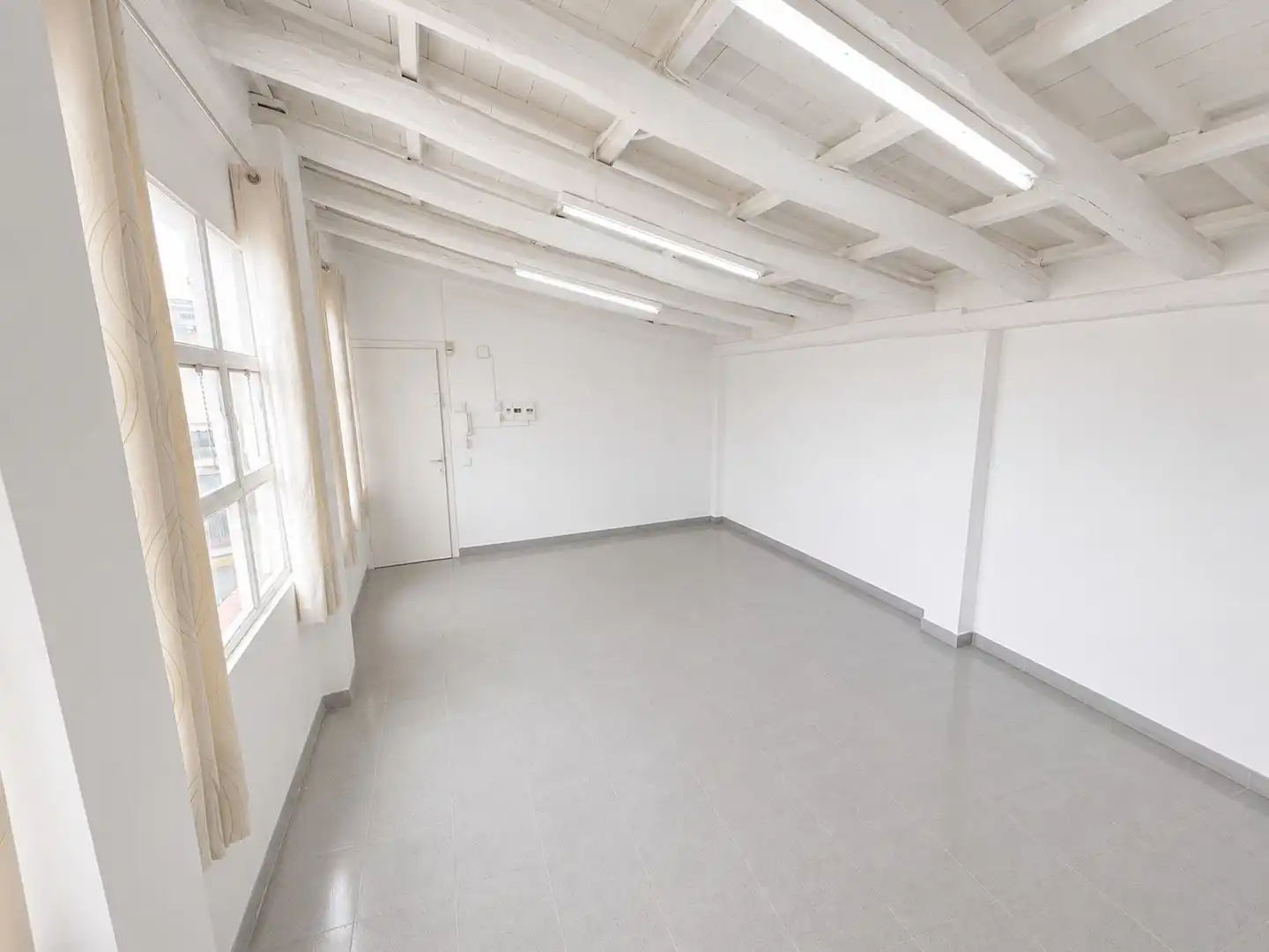Büro zur Miete in Sitges mit Klimaanlage