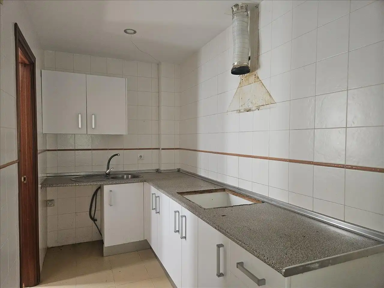 Cocina de Piso en venta en Sevilla con Trastero