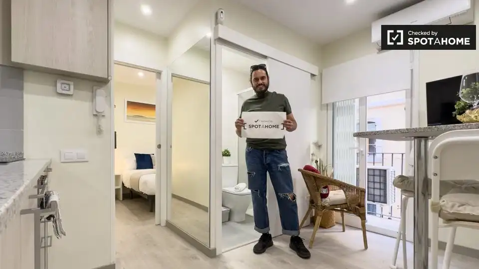 Habitación de Piso de alquiler en Barcelona con Aire acondicionado, Calefacción y Amueblado