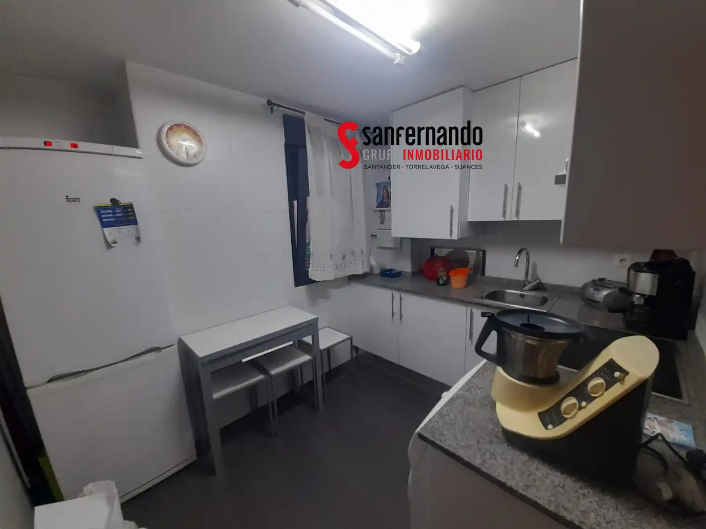 Kitchen of Flat for rent in Santander  with Furnished