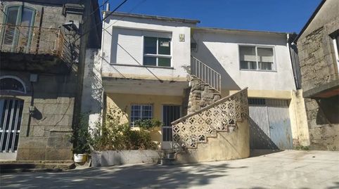 Foto 2 de Casa adosada en venta en Rúa Do Cruceiro, 5, A Gudiña , Ourense