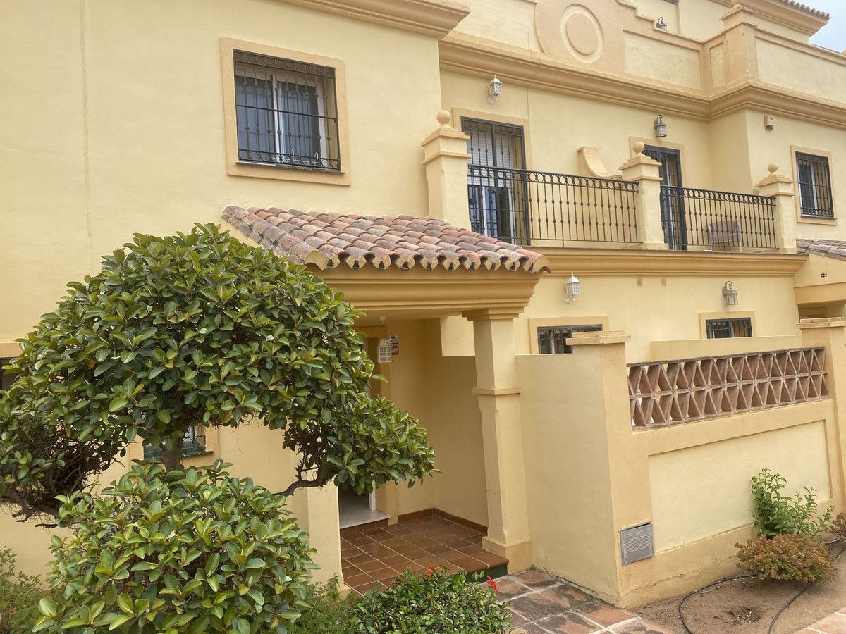 Vista exterior de Finca rústica en venda en Málaga Capital amb Calefacció i Piscina comunitària