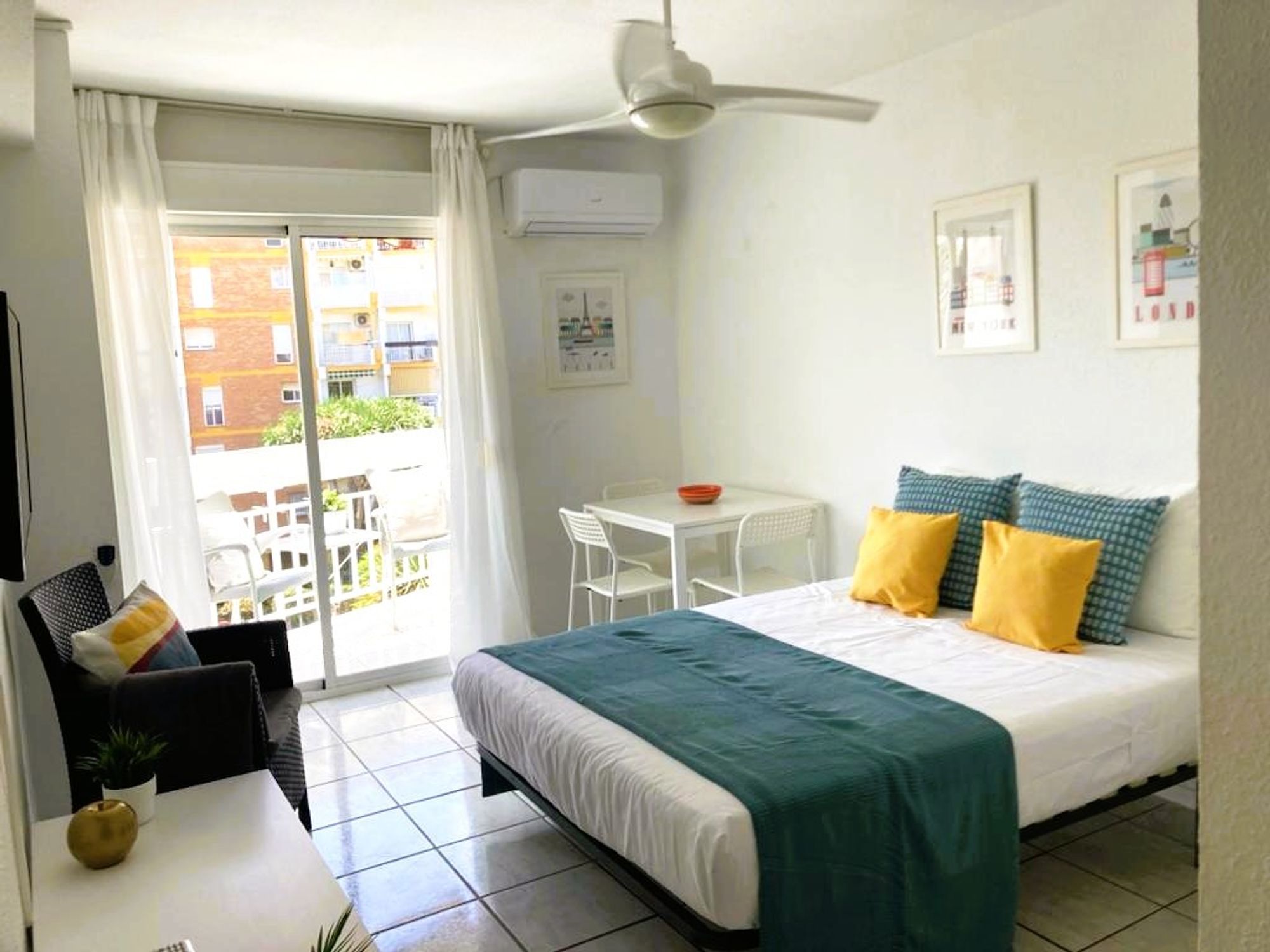 Habitación de Apartamento en venta en Benalmádena