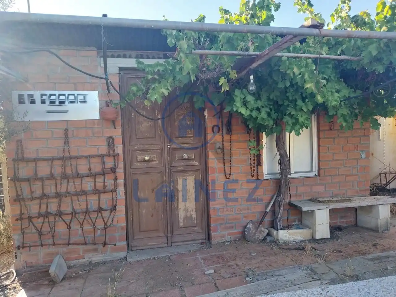 Vista exterior de Nave industrial en venta en Peñarroya-Pueblonuevo