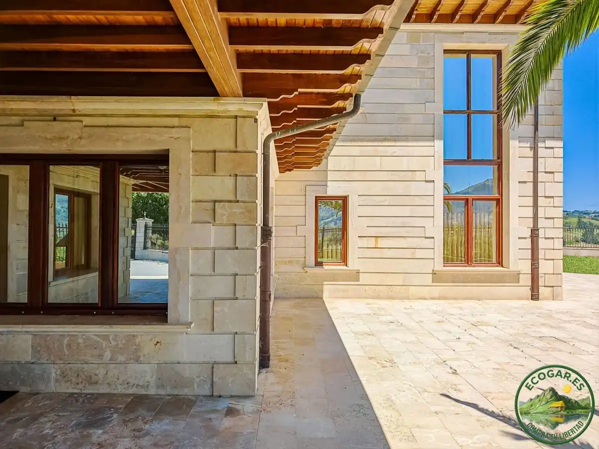 Vista exterior de Casa o chalet en venta en Nava con Calefacción, Jardín privado y Parquet