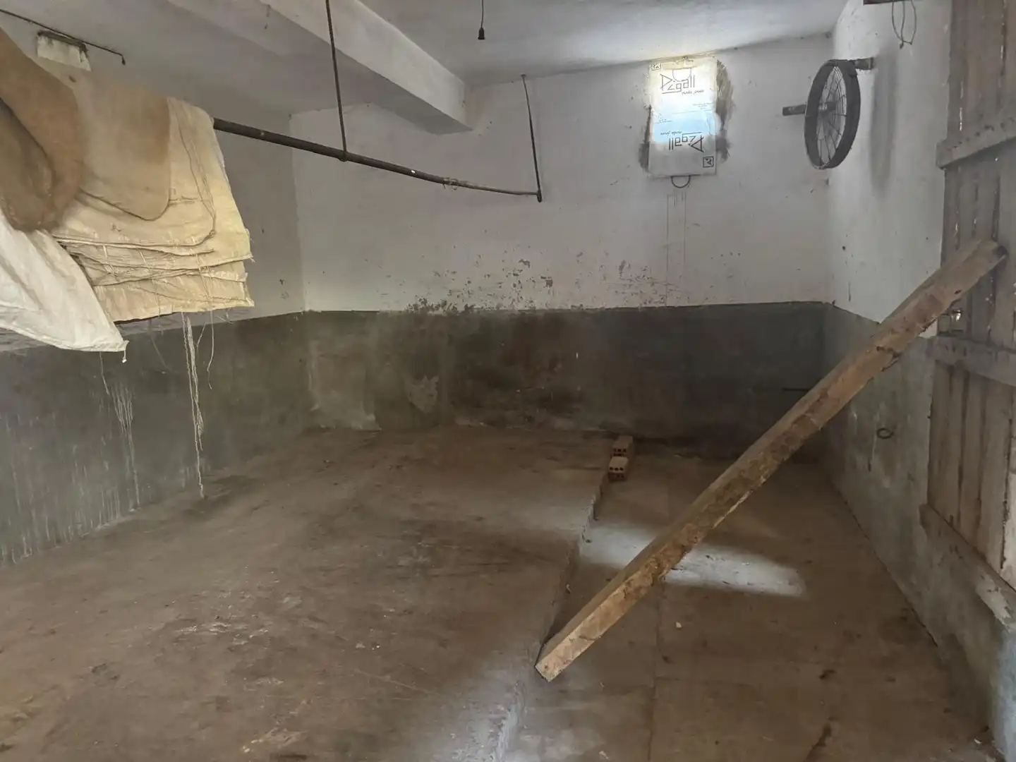 Casa o xalet en venda en Urdiales del Páramo amb Calefacció, Traster i Internet