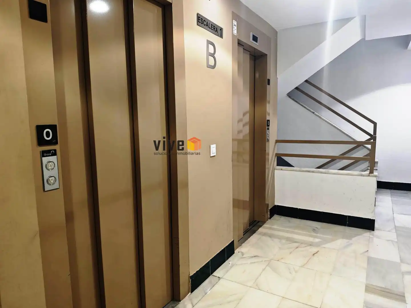 Piso de alquiler en Sevilla con Aire acondicionado, Terraza y Trastero