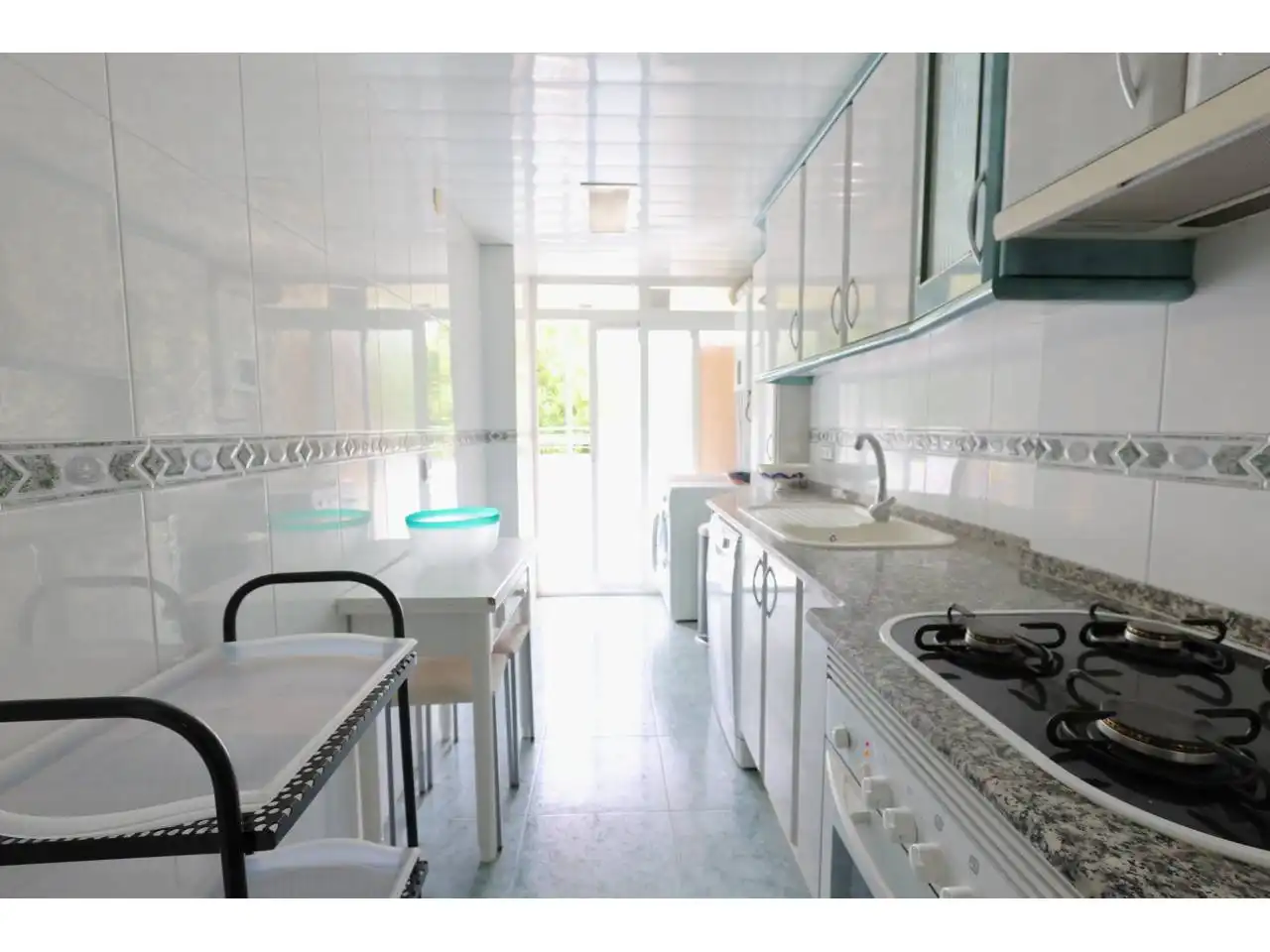 Cocina de Piso en venta en L'Hospitalet de Llobregat con Amueblado y Balcón