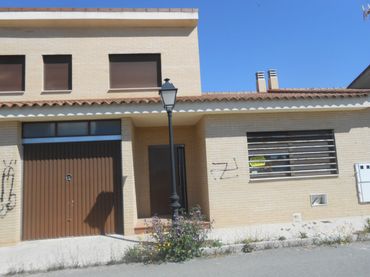Piso en venta en CL DULCINEA 38