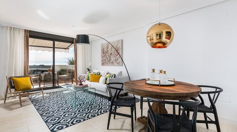 Foto 3 de Ático en venta en La Concha - Resina Golf, Estepona