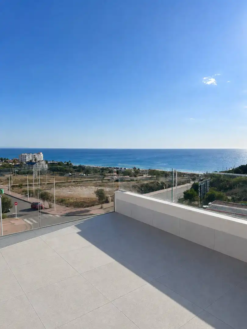 Apartament amb terrassa en venda a La Mata, imagen 3