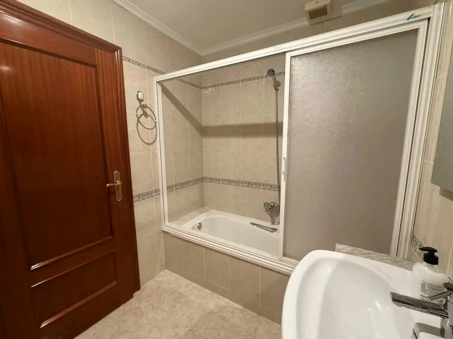 Baño de Casa o chalet de alquiler en Rafelbuñol / Rafelbunyol, Valencia