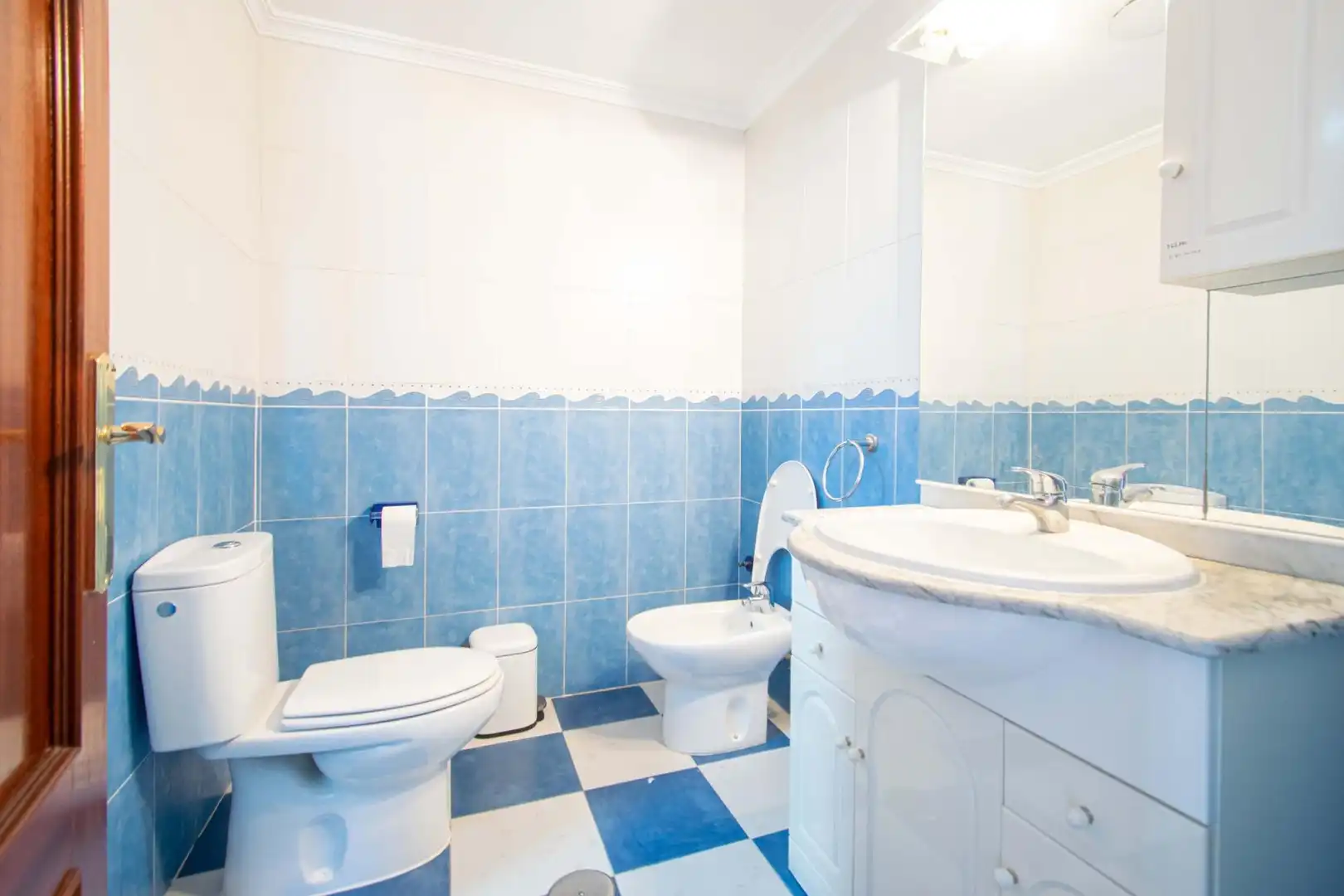 Baño de Piso en venta en Sevilla con Terraza