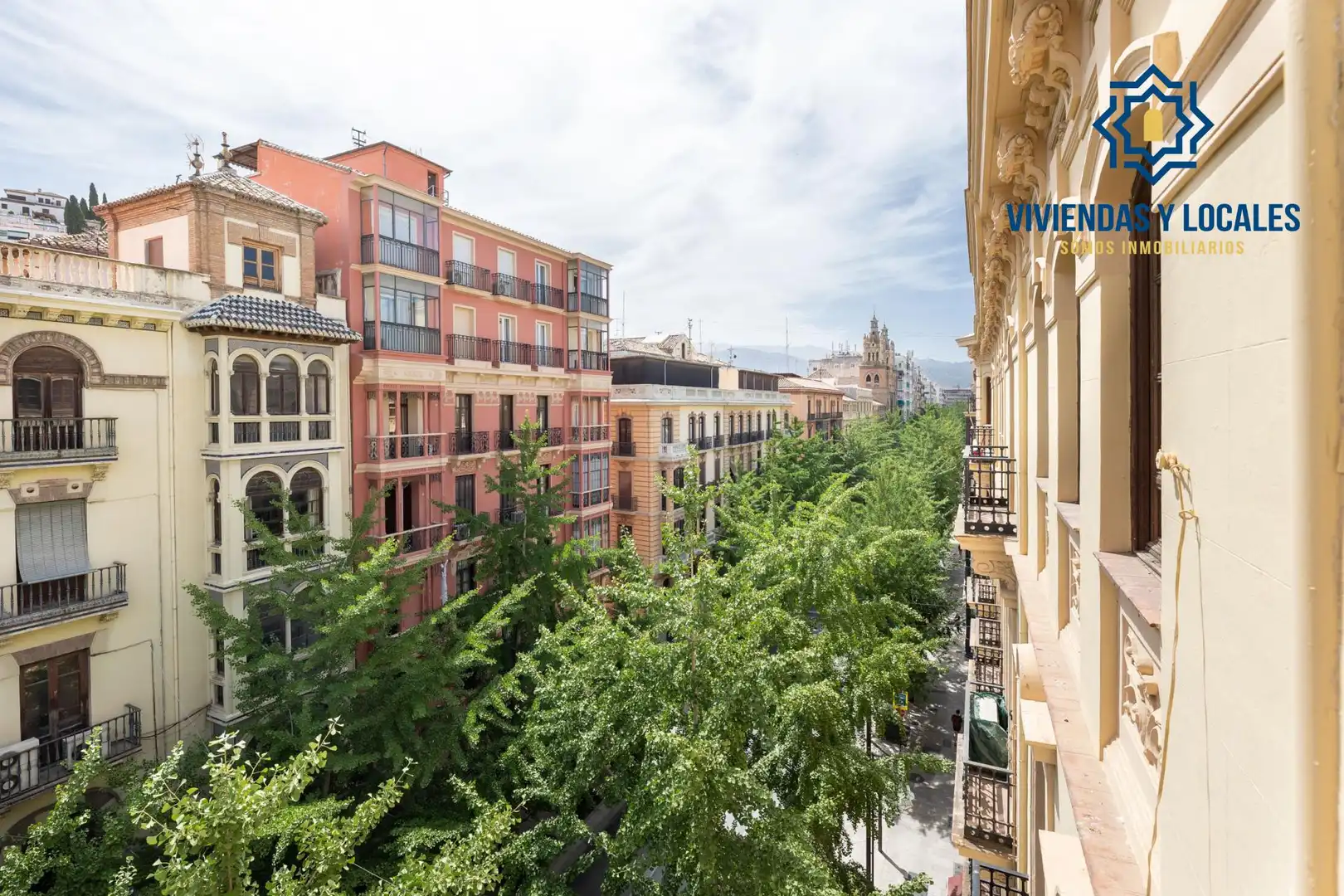 Àtic amb ascensor en venda a Calle Gran Vía de Colón