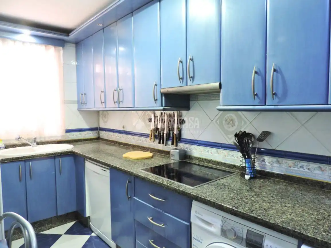 Kitchen of Houses for sale in Chiclana de la Frontera