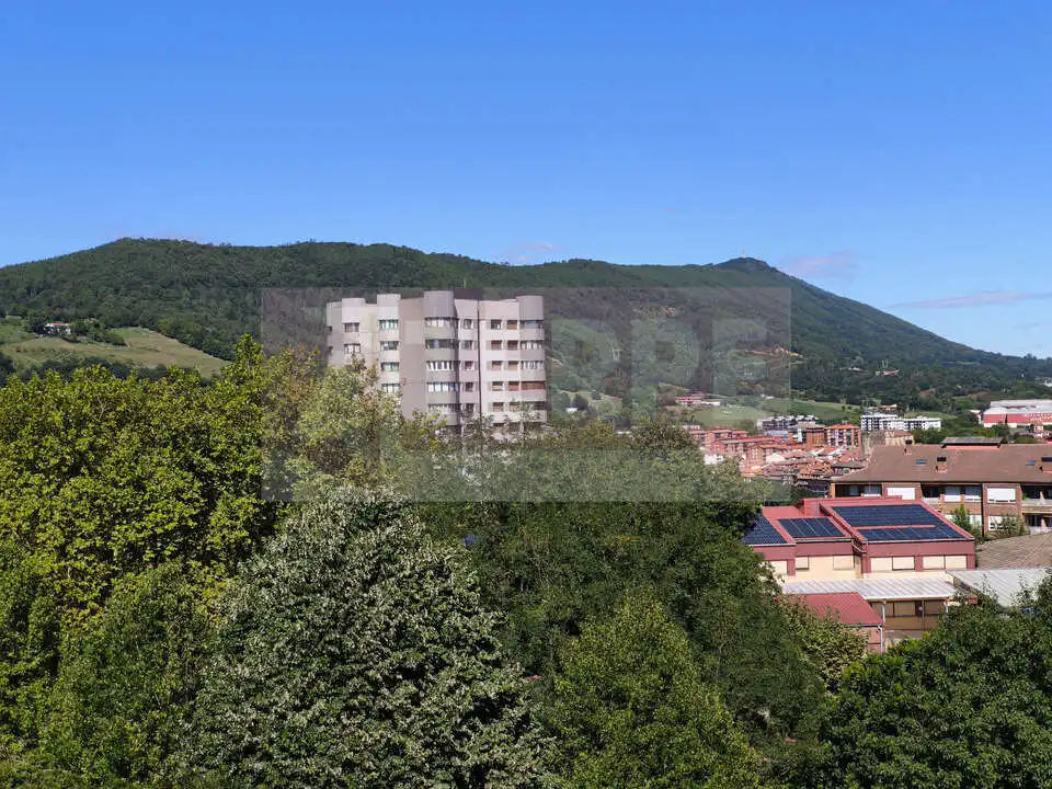 Flat with lift for sale in Sorgintzulo Kalea, imagen 13