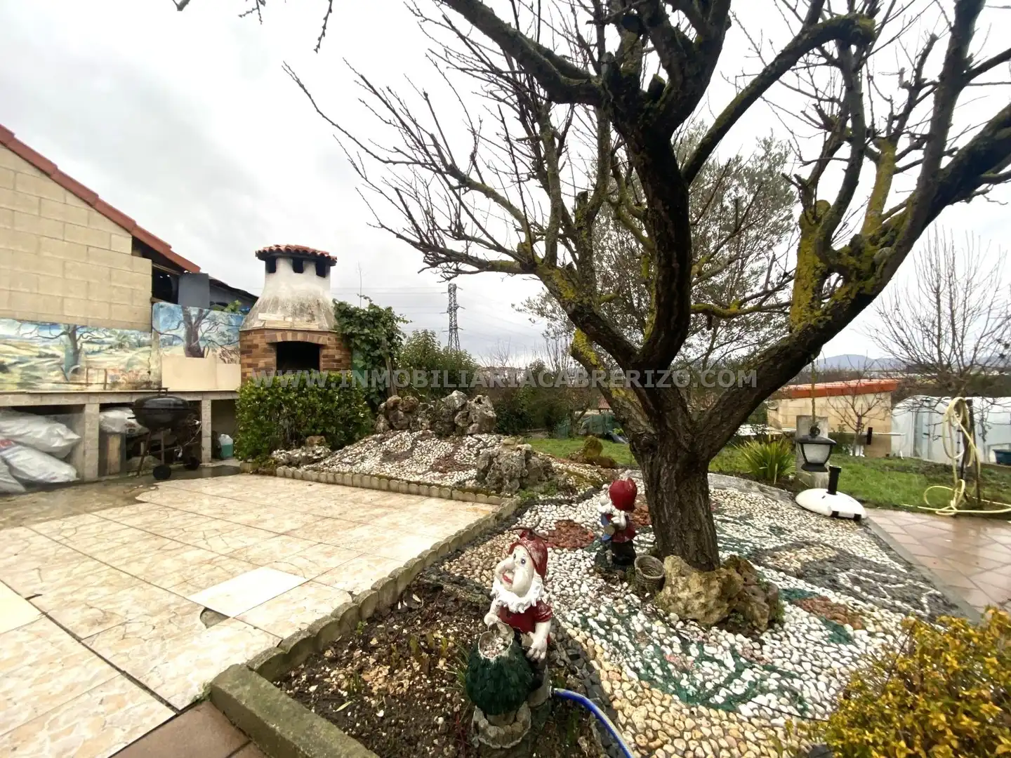 Jardín de Terreno en venta en Valle de Elorz / Elortzibar