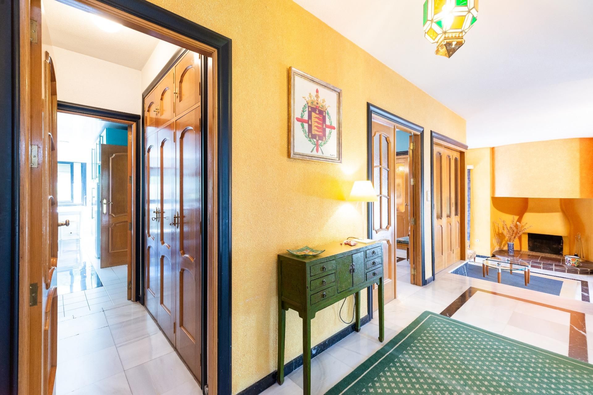 House or chalet for sale in  Granada Capital  with Heating, Private garden and Terrace