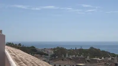 Vista exterior de Àtic en venda en Mijas amb Aire condicionat, Calefacció i Terrassa