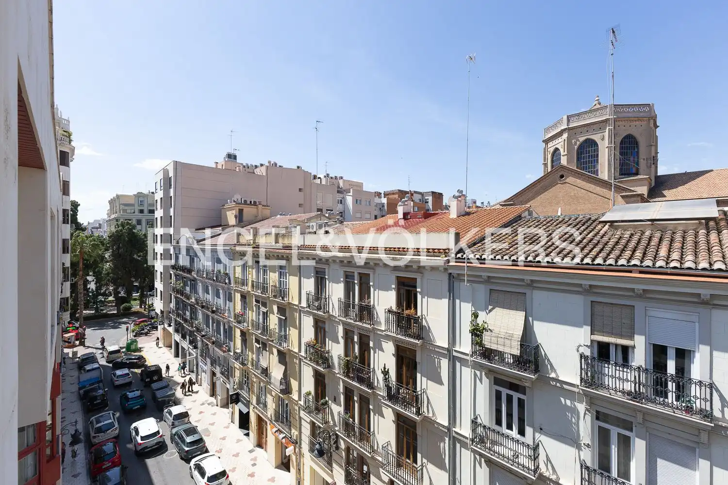 Vista exterior de Piso en venta en Valencia con Aire acondicionado, Calefacción y Trastero