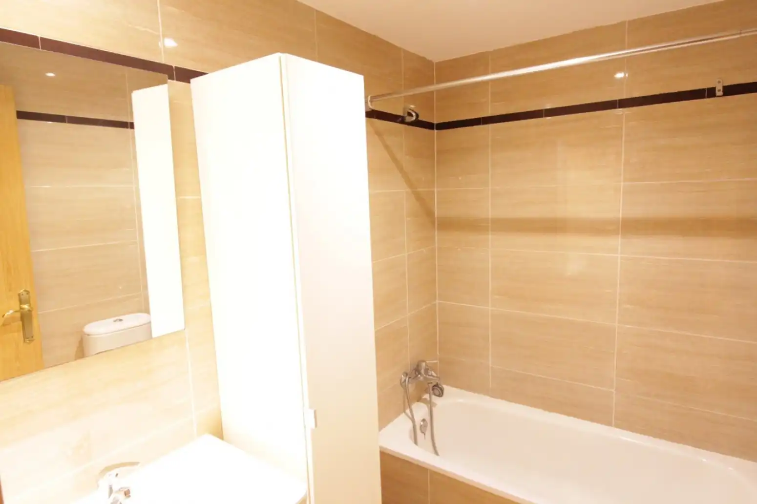 Bathroom of Flat for rent in Santander  with Heating, Parquet flooring and Terrace