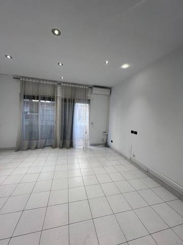 Oficina en Alquiler en  Sant Jaume en Centre