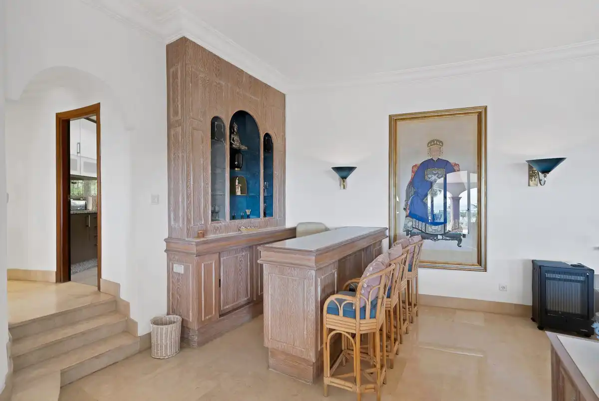 Comedor de Casa o chalet en venta en Marbella con Aire acondicionado, Calefacción y Jardín privado
