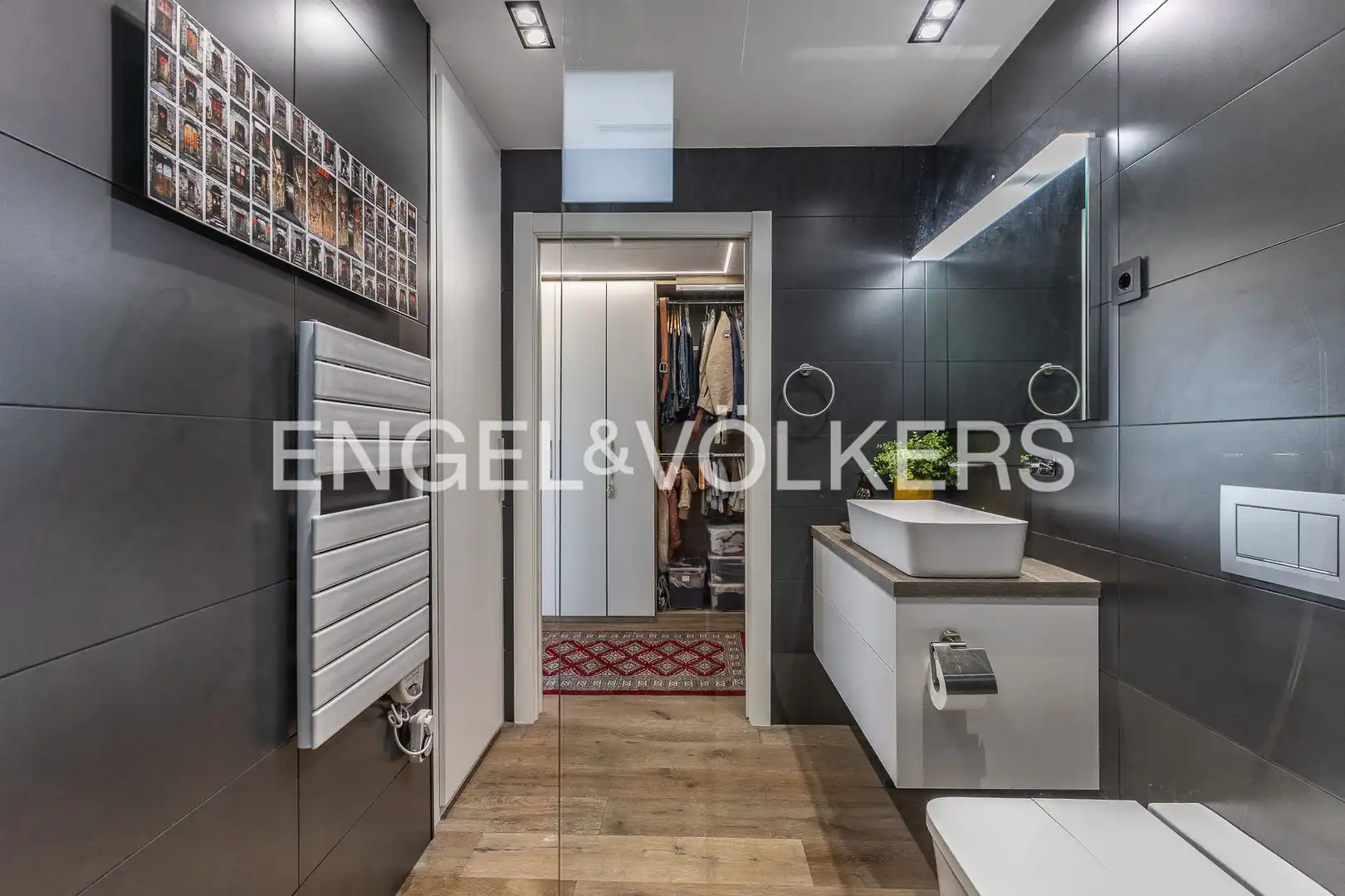Bathroom of Houses for sale in Sant Cugat del Vallès  with Air Conditioner, Heating and Private garden