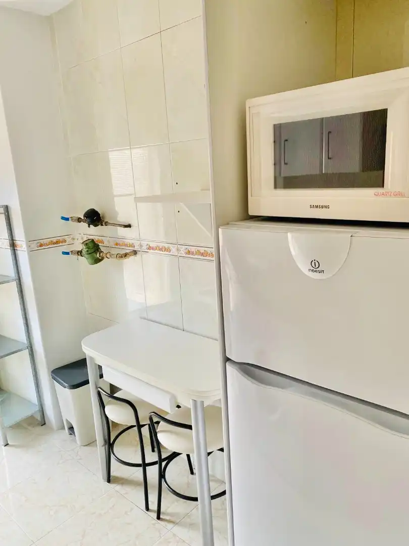 Cocina de Piso de alquiler en Granada con Calefacción, Terraza y Amueblado