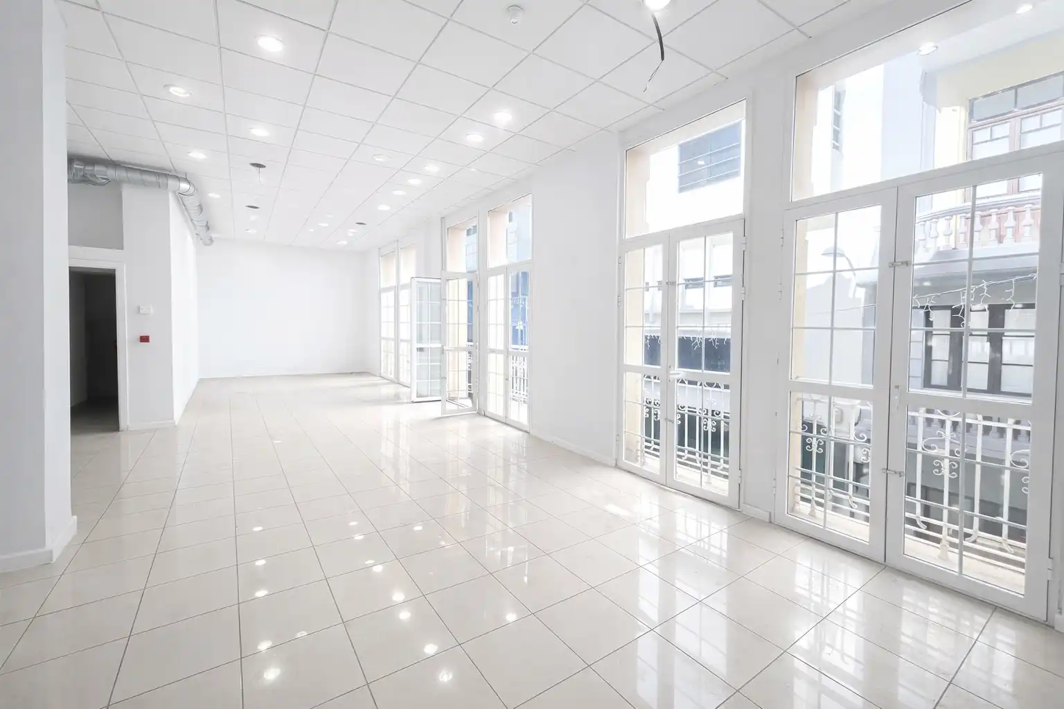 Oficinas con ascensor en venta en Calle Imeldo Serís 45, imagen 11